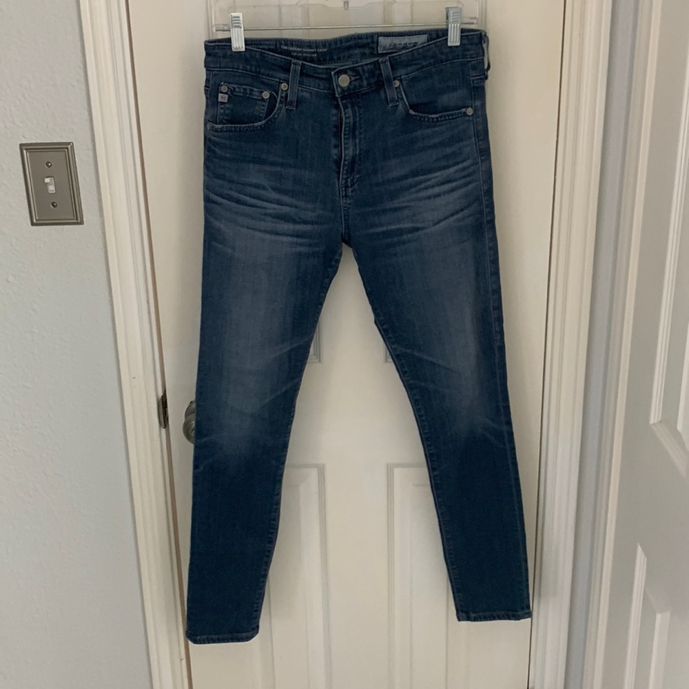 AG high-rise skinny crop “The Farrah Skinny Crop” high-waisted jeans in size 29